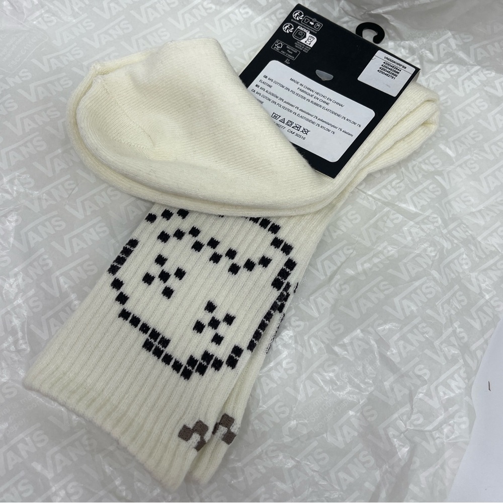 Vans Designer Logo Sport Skater Surfer Crew
Cut Socks 
Vans Skate Clay  (1 pair) - Picture 3 of 16
